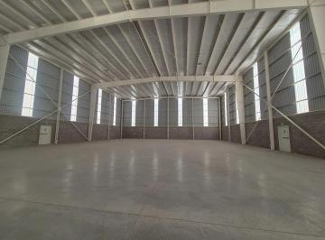 1 · Nave Industrial en Renta en Sobre La Carretera 57