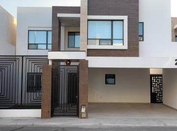 N/A · Hermosa Casa en Renta, Completamente Amueblada, Sobre Calzada Cetys, Zona Dorada!