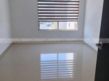Casa · 184m² · 3 Recámaras · 2 Estacionamientos · Casa en Venta en Montenova
