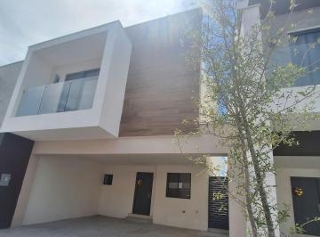 Casa · 158m² · 3 Recámaras · 2 Estacionamientos · Casa en Renta en Almendros, Sector Valencias, Apodaca, Nuevo León
