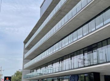 Local comercial · 162m² · 2 Recámaras · 8 Estacionamientos · Renta de Local en San Pedro Garza Garcia