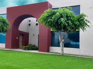 Casa de 3 habitaciones, San Andrés Cholula · Casa de 3 Recs. en Hacienda Morillotla, Frac. Cerrado C/vigilancia, Grandes Areas Verdes y Estaciona