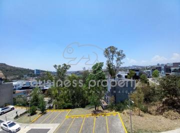 Casa · 180m² · 3 Recámaras · 2 Estacionamientos · Hermosa Casa en Zona Esmeralda