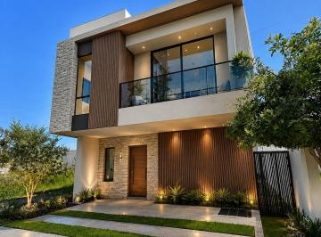 Casa en condominio de 4 habitaciones, Zapopan · Casa en Renta en Solares