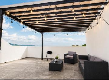 Departamento de 2 habitaciones, Puerto Vallarta · PH Cerca del Aeropuerto Vallarta