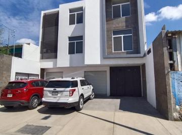 Edificio · 500m² · 2 Recámaras · 1 Estacionamiento · Edificio en Venta en Fracc. Jardines de Cancún Durango