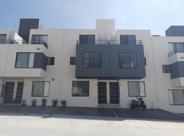 Casa de 3 habitaciones, El Marqués · Adara Lifestyle Bonita Casa en Venta Precio Negociable