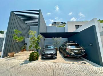 Casa de 3 habitaciones, Zapopan · Las Cañadas La Reserva Casa en Venta con Patio Interno y Jardín Amplio