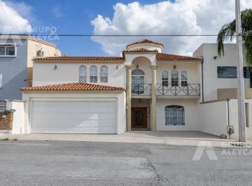 Casa · 278m² · 3 Recámaras · Casa en Fraccionamiento Jardines de San Francisco