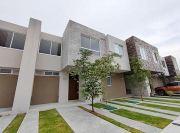 Casa de 3 habitaciones, El Marqués · Se Renta Casa Nueva en La Entrada de Zakia