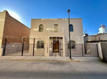 Oficina · 260m² · 3 Recámaras · 2 Estacionamientos · Oficinas en Renta Col. Centro, Chihuahua