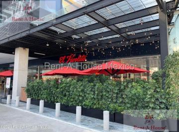 Oficina · 2000m² · 17 Estacionamientos · Oficina en Renta en Hacienda Las Palmas Gis 25 - 2290