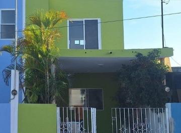 9006394ad3d98e65e4e09d10fb22745f4b6c4bfc255604e08825b86b62c48961 · Casa en Venta a 6 Cuadras del Parque La Plancha