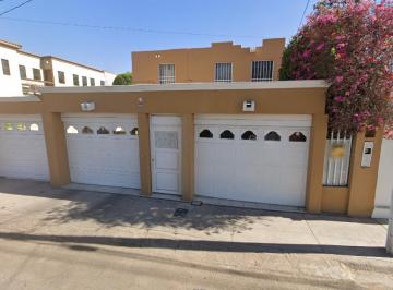 Casa de 4 habitaciones, Mexicali · Venta de Casa en Isla Bahamas Jardines del Lago