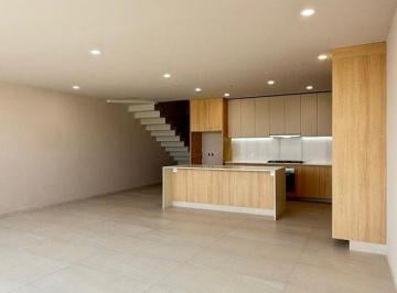 Casa · 256m² · 4 Recámaras · 2 Estacionamientos · Casa Nueva en Venta en Fraccionamiento Senderos de Monte Verde $5’790,000 Pesos.