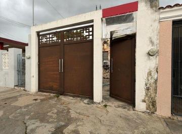 60c282d8e21828f759b8221f30330ac26607a2e4ebfea48b07aad0906b6b7635 · Casa Para Remodelar en Venta en Mérida Centro, Norte