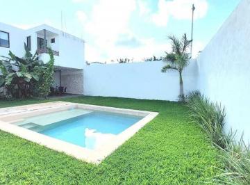 d643fa4d578890e062e6edbebed2947dcf2e63f23860977f5077149ef3188cfc · Casa en Venta en Esquina con Alberca en Dzityá