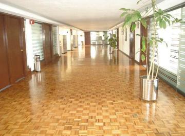 Oficina · 550m² · 6 Estacionamientos · Oficinas en Renta en Metepec Plaza San Carlos