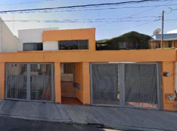Casa de 3 habitaciones, Querétaro · Venta de Casa en Jardines de La Hacienda Queretaro Entrega Garantizada Bajo Contrato