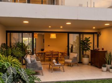 Casa de 3 habitaciones, Oaxaca de Juárez · Casa en Venta en Colonia Reforma — Uso Mixto E Inversión Junto a Parque Oaxaca