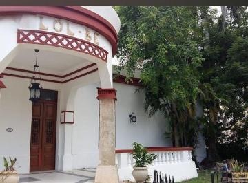 5423c61755ce023f2621193775a1d63ca6495f86326cf71e8f5fbfff4ee762ae · Casa Estilo Colonial en Esquina en García Gineres