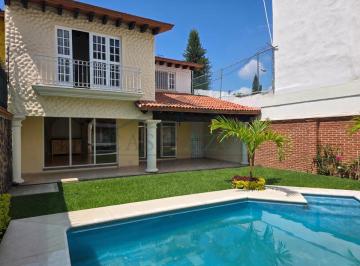 Casa de 3 habitaciones, Cuernavaca · Casa de 3 Recámaras con Alberca y Jardín en Reforma, Cuernavaca.