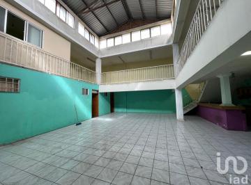 Casa · 330m² · 3 Recámaras · 1 Estacionamiento · Local, Casa o Bodega, en Renta, Calle Belisario Dominguez, Barrio del Analco