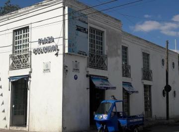 f2c60d6cbf352a2ca4a5f56c51fb0fe83c89f7baca495250a3f9101fa37b62df · Plaza de 8 Locales Comerciales en Venta en El Centro de Mérida