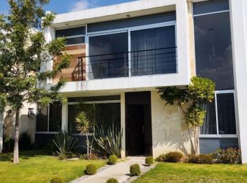 Casa · 4 Recámaras · 2 Estacionamientos · Casa en Renta Soberna Leon Guanajuato