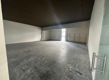 4963b193e1e5019122bab354f171c20560e73d25fae132d40a63ef4fee586d19 · Local Comercial de 100 m² en Plaza Victory