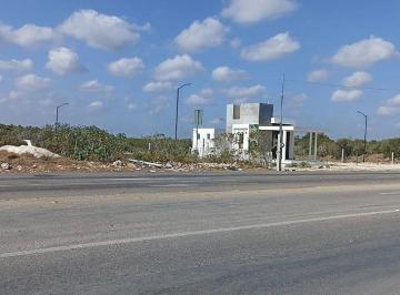 5d82b6ae0a8ce5163e695024fce98d5b0cb4165804e61354fca320eea68c2ff9 · Terreno en Venta Sobre La Carretera Costera Chicxulub Puerto