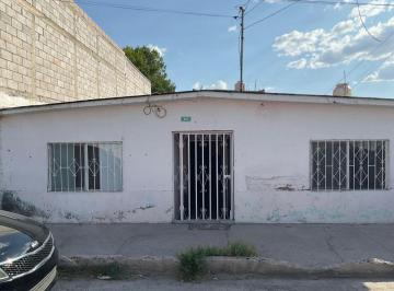 Casa de 4 habitaciones, Chihuahua · Casa en Venta Para Inversion Salida Cuahutemoc