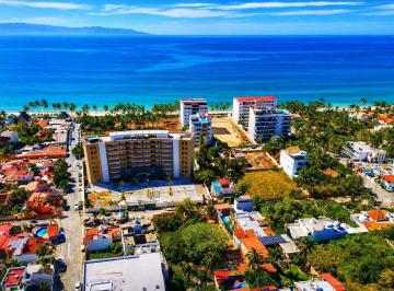 Terreno / Lote · 103m² · Terreno en Venta en Zona Dorada Bucerias | 1,394 m² Cerca de Playa | Ideal Desarrollo