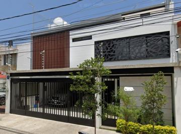 Casa de 3 habitaciones, Guadalajara · Casa en Venta en Providencia 2da Secc ¡Invierte en Una Propiedad de Recuperaciòn Hipotecaria!