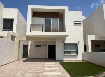 1 · Casa en Renta Fracc. Terranova
