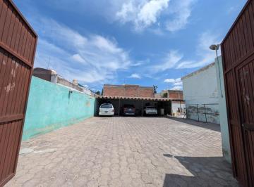 Casa · 260m² · 4 Recámaras · 12 Estacionamientos · Casa en Venta Centro de Queretaro, Terreno 355 m², Contruccion 260 m²