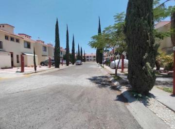 Casa de 3 habitaciones, Aguascalientes · Casa en Venta en Fraccionamiento Fuentes del Lago, Aguascalientes