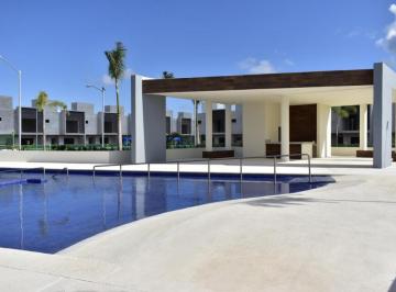 Casa · 178m² · 3 Recámaras · 2 Estacionamientos · Venta Casa en Kings Long Island Zona Huayacan Cancun