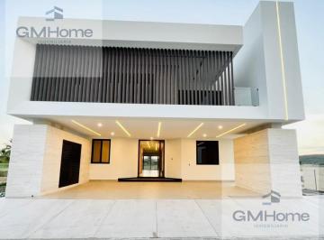 Casa · 670m² · 5 Recámaras · 3 Estacionamientos · Casa en Venta en Marina Campo de Golf