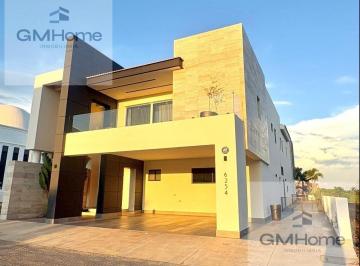 Casa · 670m² · 5 Recámaras · 2 Estacionamientos · Casa en Renta en Marina Campo de Golf