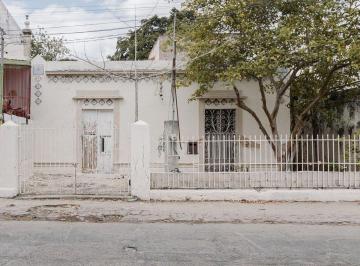 e6d9c31a0487a0107228b1cb53d624d5681e1f3513ce3bba256ccb149dadb236 · Casona Para Remodelar a Pasos del Parque de Santiago