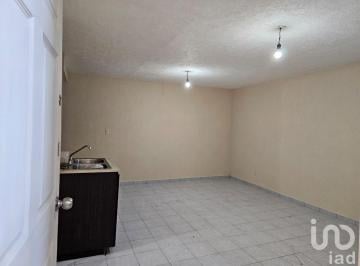 Departamento · 55m² · 2 Recámaras · 1 Estacionamiento · Departamento en Renta en La Nueva Atzacoalca, Gustavo A. Madero