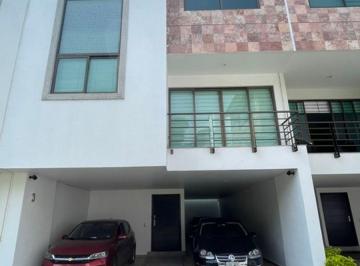 Casa en condominio de 3 habitaciones, Xochimilco · Cerca del Colegio Alemán, Tec de Monterrey, con Opción Cuarta Recámara