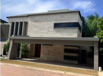 Casa de 4 habitaciones, Benito Juárez · Casa en Venta en Cumbres, Cancún