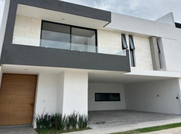Casa · 275m² · 3 Recámaras · 2 Estacionamientos · Casa A39 en Venta San Ángel V