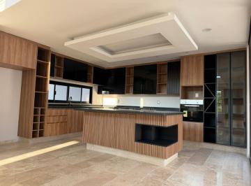 Casa · 244m² · 2 Estacionamientos · Casa en Venta A60