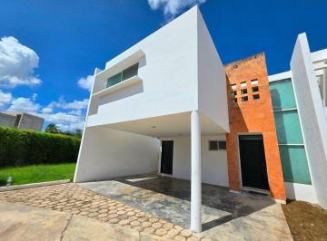f044c39fd74e8827e4d43453199f20f9b1148509297fb69aab58ba9f104717fa · Residencia en Venta en Privada Cerca de Altabrisa