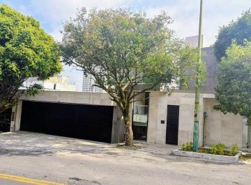 Casa · 1000m² · 4 Recámaras · 9 Estacionamientos · Casa Nueva en Venta, Bosque de Las Lomas