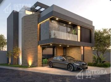 Casa · 332m² · 4 Recámaras · 2 Estacionamientos · Casa en Venta Lomas 3, con 4 Recámaras, Súper Oportunidad y Precio, Entrega Inmediata