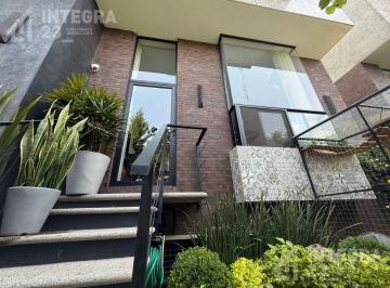 Casa · 102m² · 4 Recámaras · Casa en Venta 4 Recámaras, 4 Niveles, Cerca a Recta a Cholula, Oportunidad